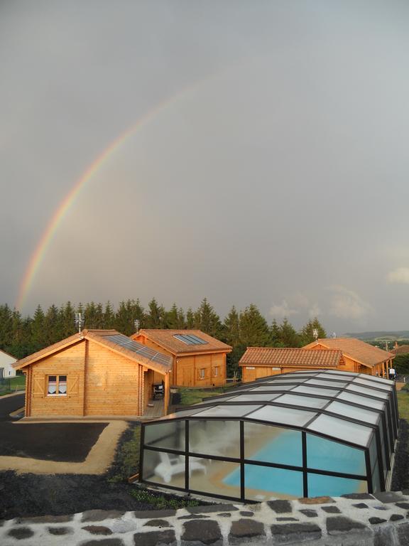 Gites Bon Air Saint-Flour  Oda fotoğraf